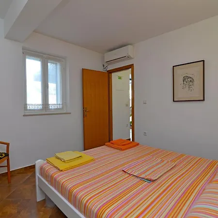 Rovenska House Konukevi 3*