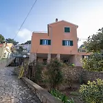 בית הארחה Rovenska House