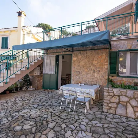 Rovenska House Pensión