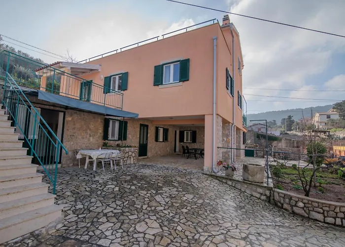 Rovenska House Gasthof 3*