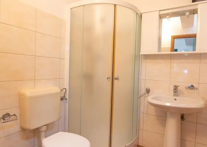 Rovenska House Pensionat Veli Lošinj