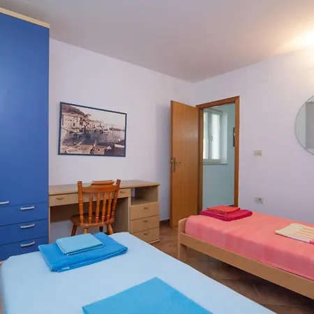 Rovenska House Gæstehus