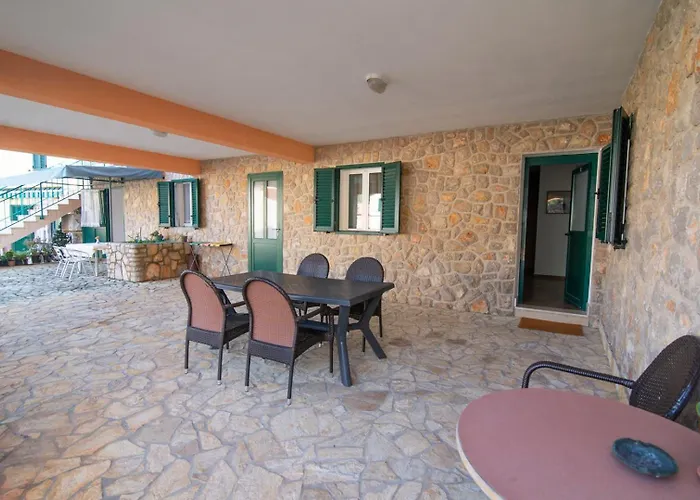 Rovenska House Gæstehus 3*