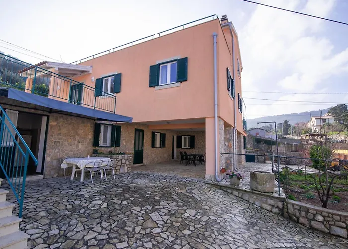 Rovenska House 3* Lussingrande