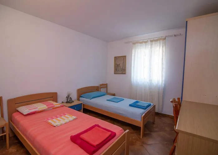 Rovenska House Affittacamere 3*